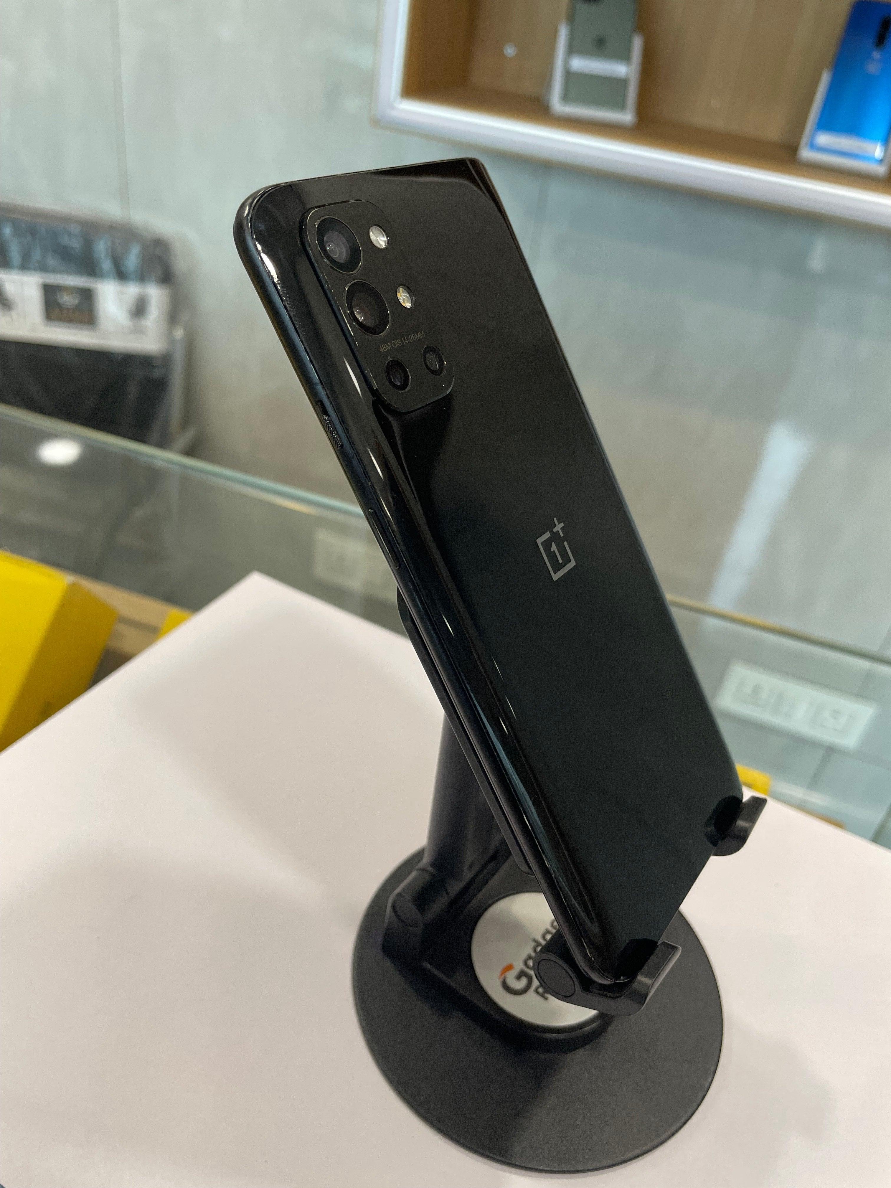 OnePlus 9R Refurbished - Gadget Rebirth