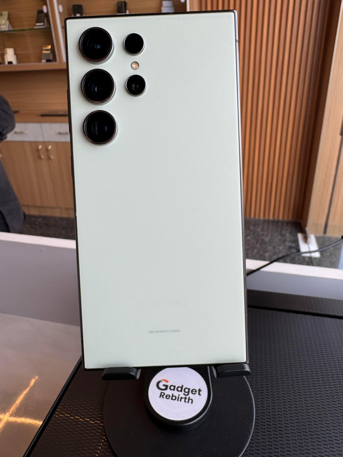 Samsung Galaxy S24 Ultra Refurbished - Gadget Rebirth